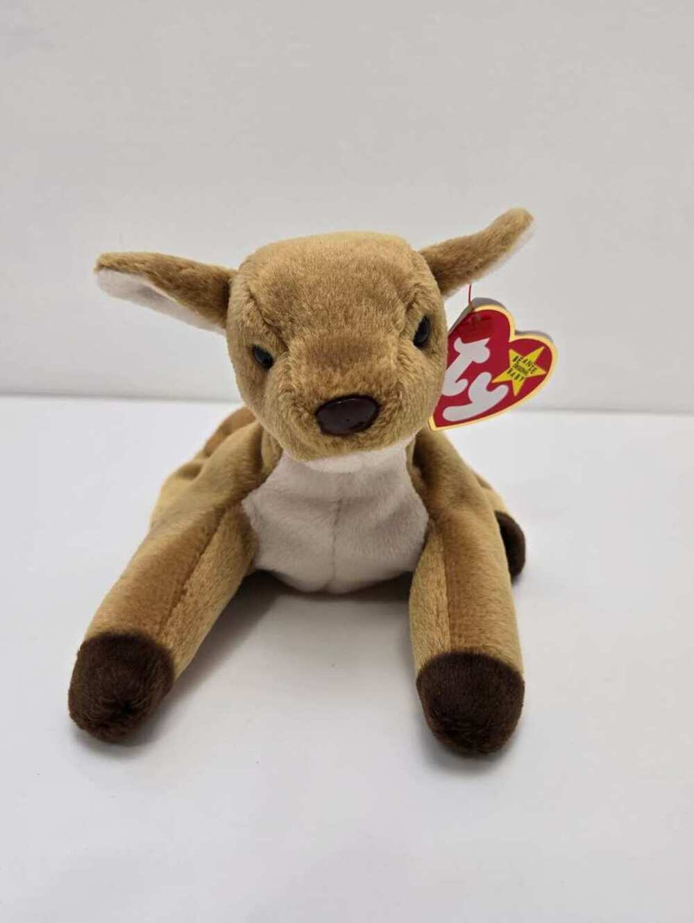 Ty Beanie Baby “Whisper” the Deer! (6.5 inch)